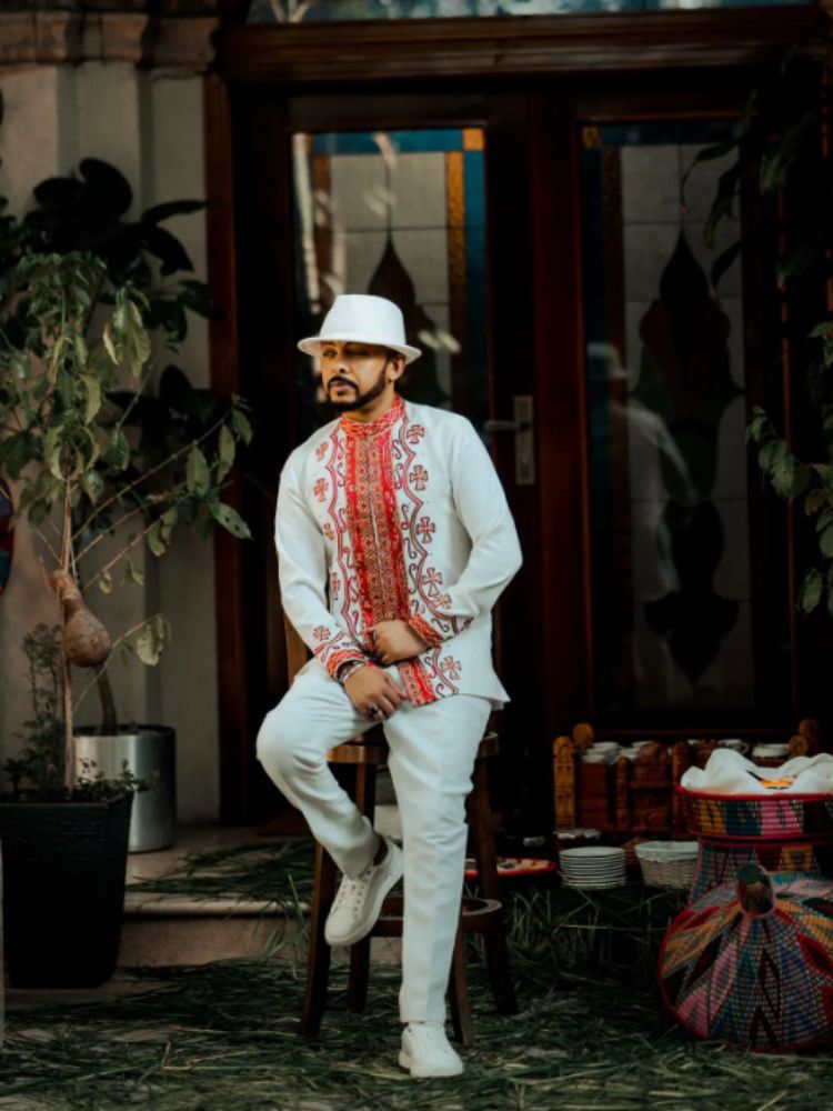 Ethiopian & Eritrean Men’s Traditional Wear | Handwoven Habesha Cultural Outfit 005